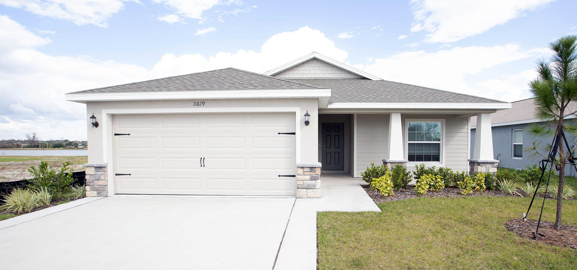 New Homes in Mulberry, FL Bridgeport Lakes by Highland Homes